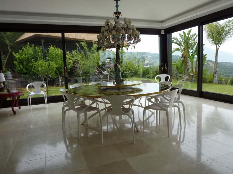 Villa Elena 2